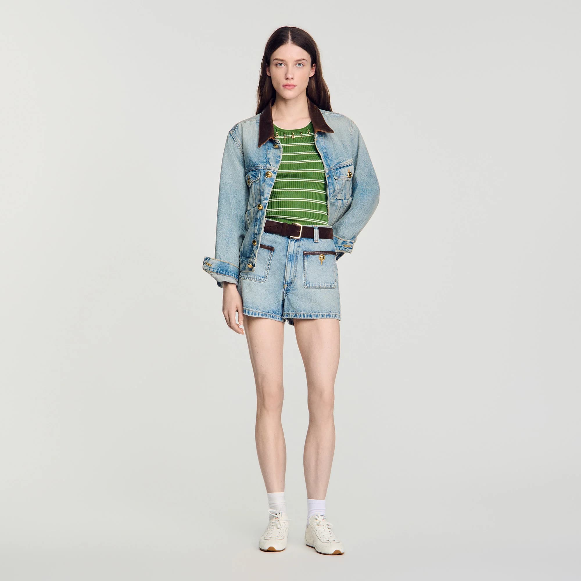 Short en jean détail cuir